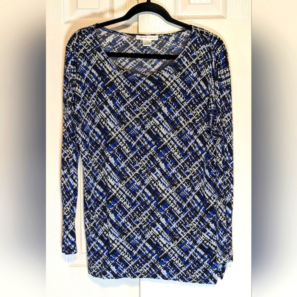 5/$25 August Silk Blue and Black Patterned Long Sleeve Top